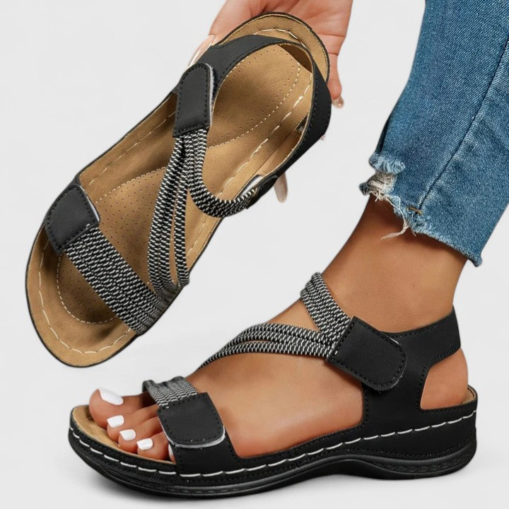 Hana | Sandalias costeras elegantes