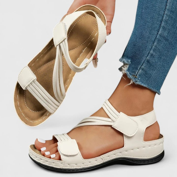 Hana | Sandalias costeras elegantes