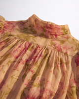 Delaney | Vestido largo de gasa con flores en acuarela