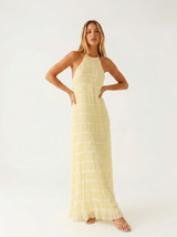 Rosa | Vestido maxi halter con volantes escalonados
