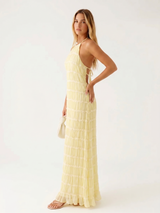 Rosa | Vestido maxi halter con volantes escalonados