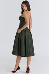 Dilly | Vestido midi estilo corsé