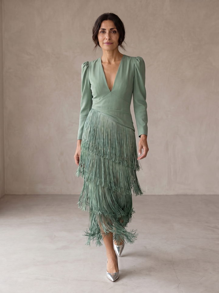 Kristine | Vestido midi con mangas de flecos