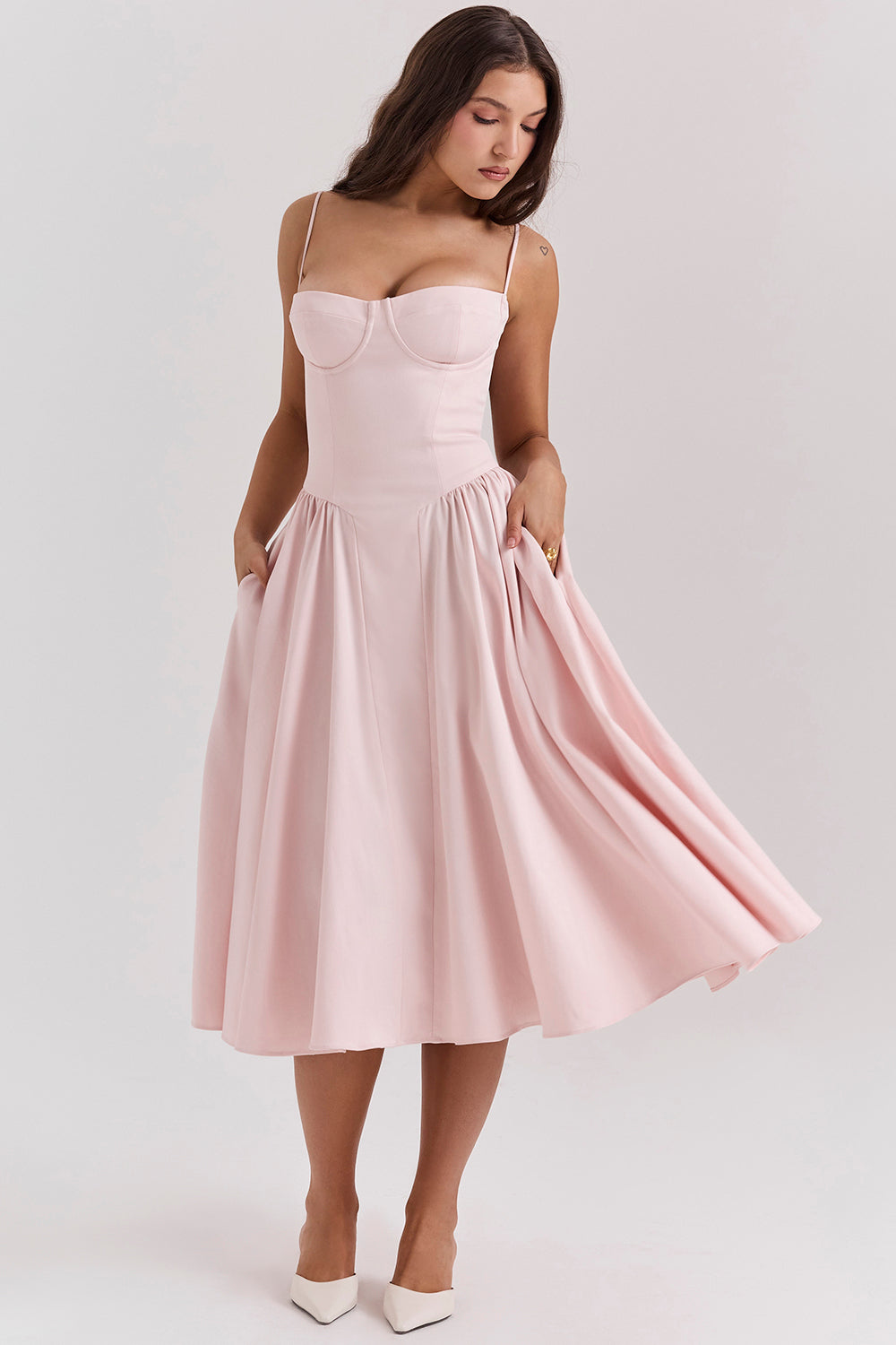 Dilly | Vestido midi estilo corsé